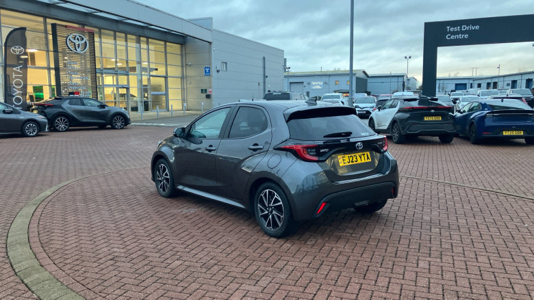 Toyota Yaris 1.5 Hybrid Design 5dr CVT Hybrid Hatchback